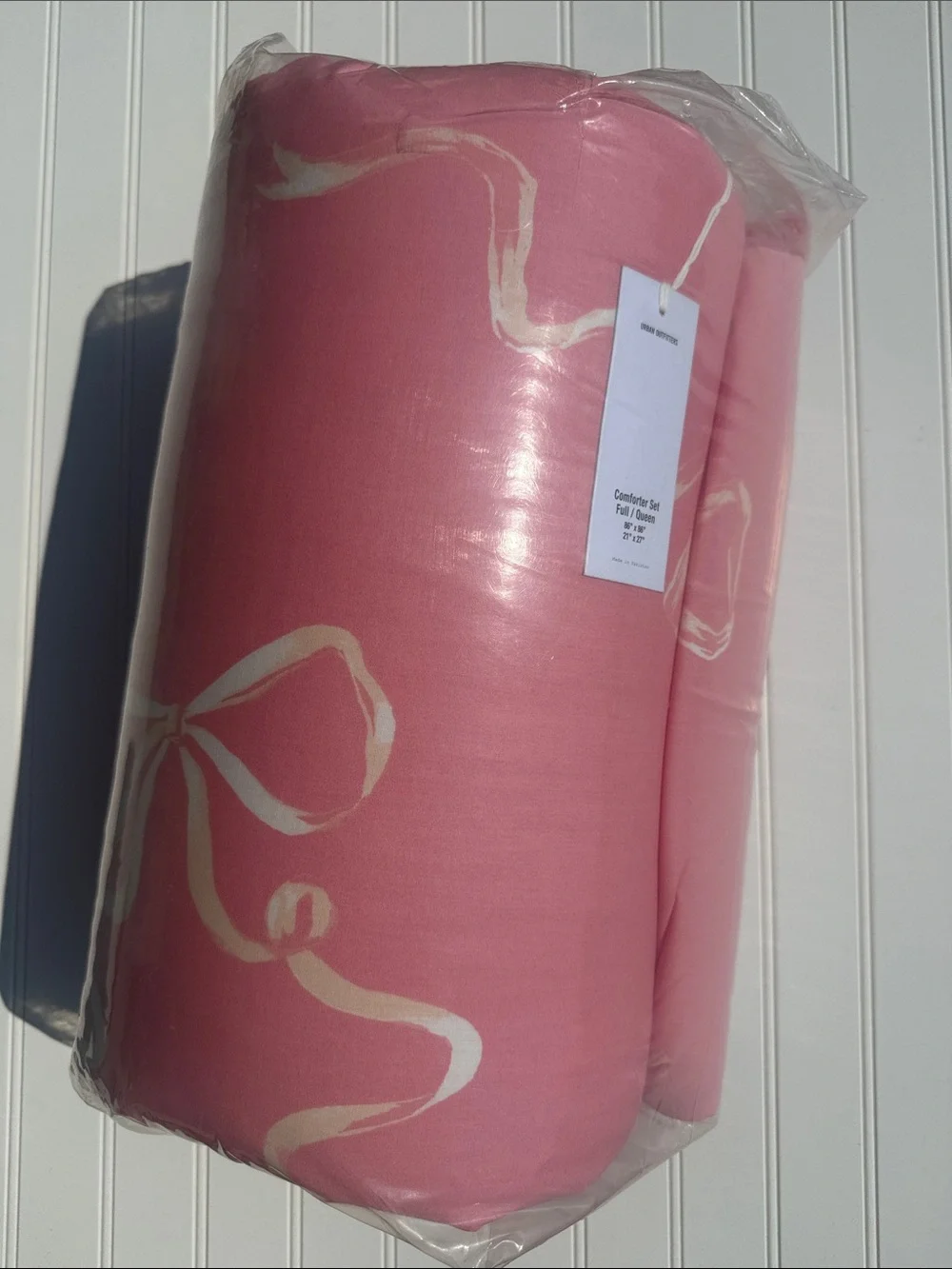 Urban Outfitters Painted Bows Patterned Comforter Set FULL/QUEEN new in package